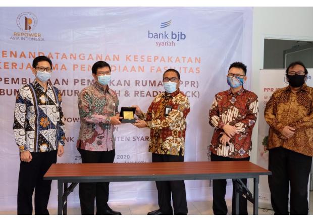 Penandatanganan Perjanjian Kerja Sama antara bank bjb syariah dengan PT Repower Asia Indonesia Tbk.
